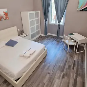 Apartment San Peter Vale House, Rome